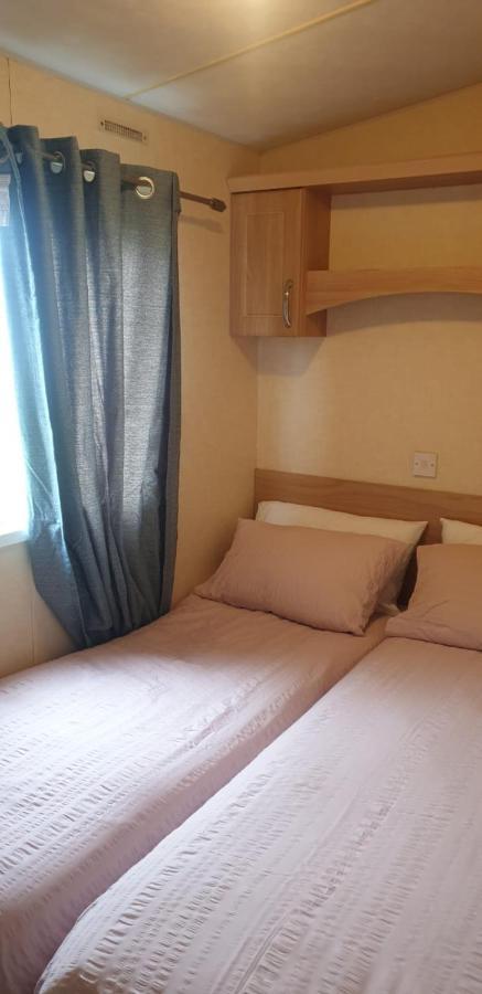 Private Caravan Situated At Parkdean Holiday Resort St Margaret'S At Cliffe Number 18 Экстерьер фото
