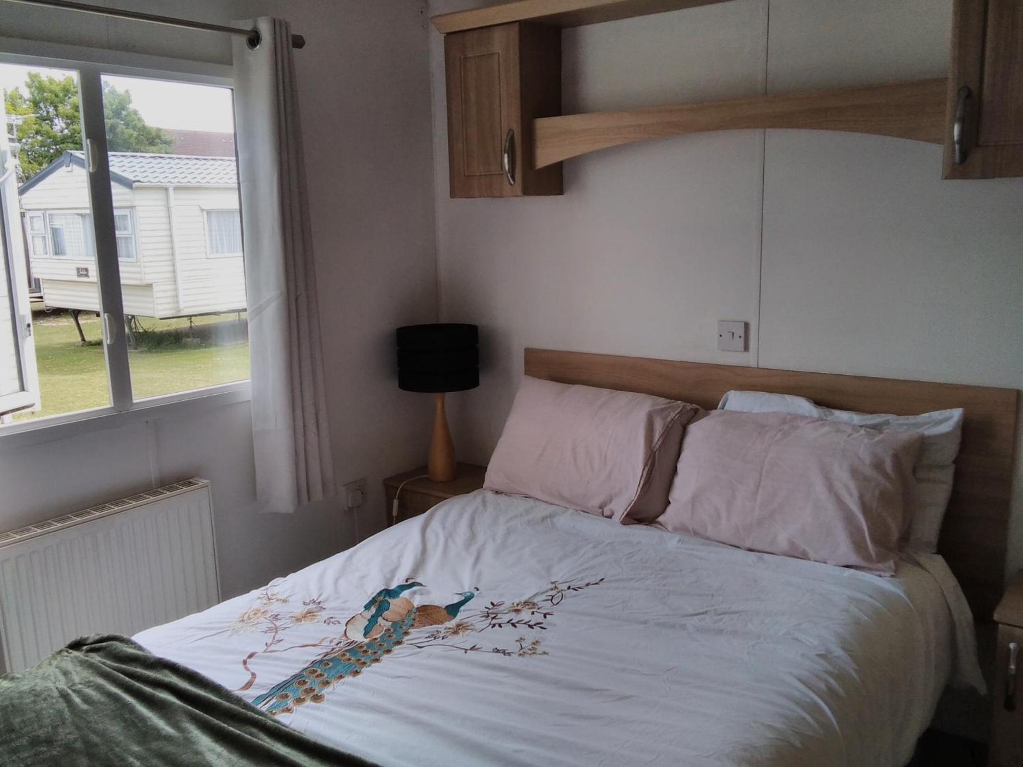 Private Caravan Situated At Parkdean Holiday Resort St Margaret'S At Cliffe Number 18 Экстерьер фото