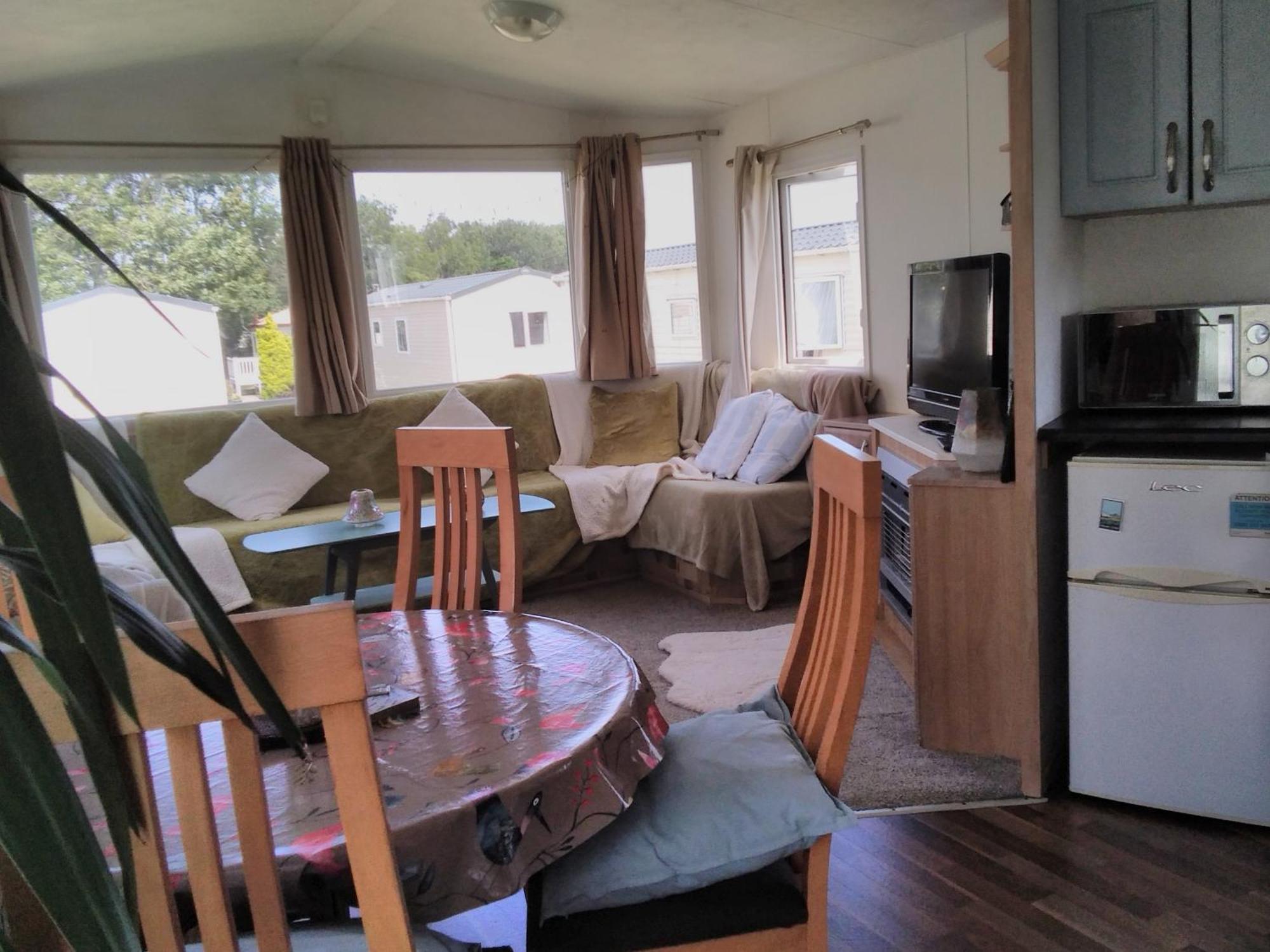 Private Caravan Situated At Parkdean Holiday Resort St Margaret'S At Cliffe Number 18 Экстерьер фото