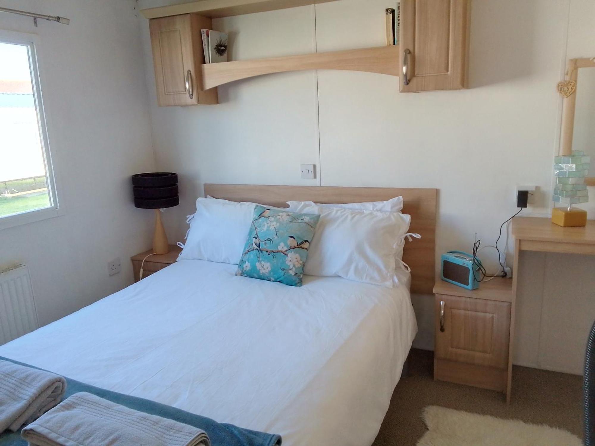 Private Caravan Situated At Parkdean Holiday Resort St Margaret'S At Cliffe Number 18 Экстерьер фото