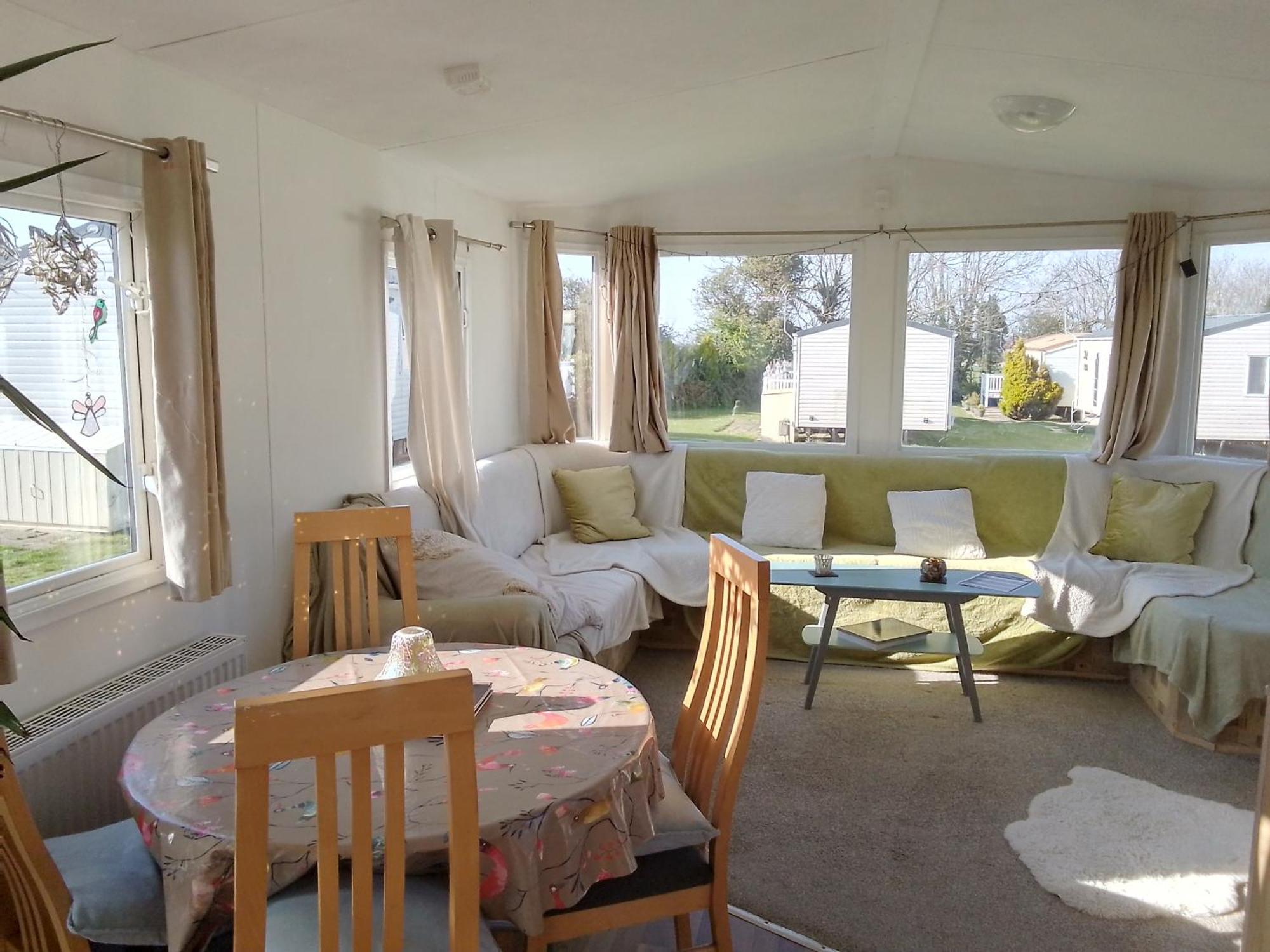 Private Caravan Situated At Parkdean Holiday Resort St Margaret'S At Cliffe Number 18 Экстерьер фото
