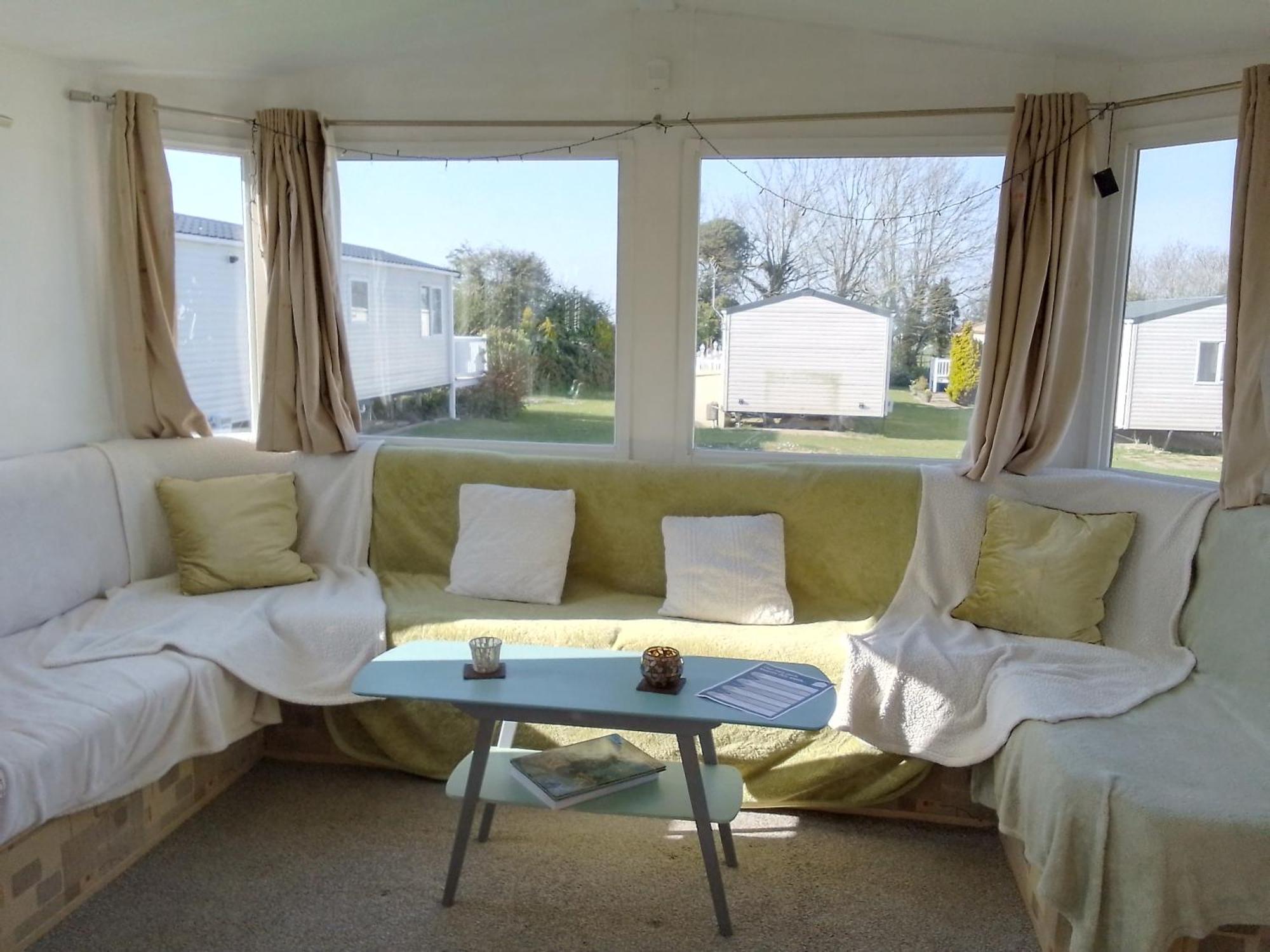 Private Caravan Situated At Parkdean Holiday Resort St Margaret'S At Cliffe Number 18 Экстерьер фото